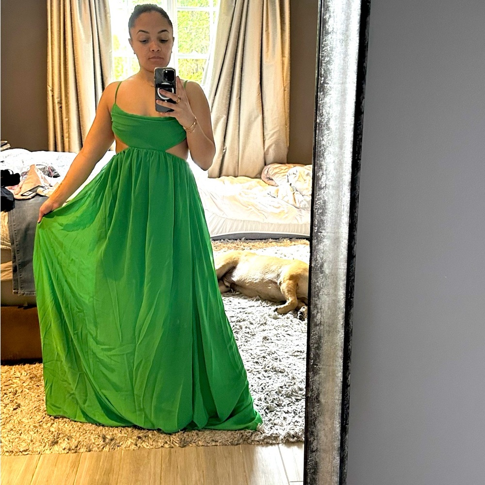 Revolve Giselle Gown, green, size 6